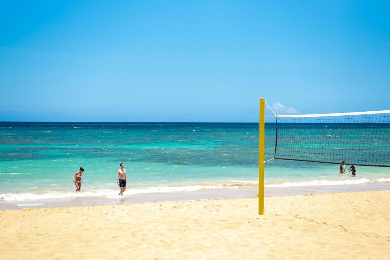 Grand Sirenis Punta Cana Resort & Aquagames Uvero Alto Exterior photo Beach volleyball at the Grand Bahia Principe resort