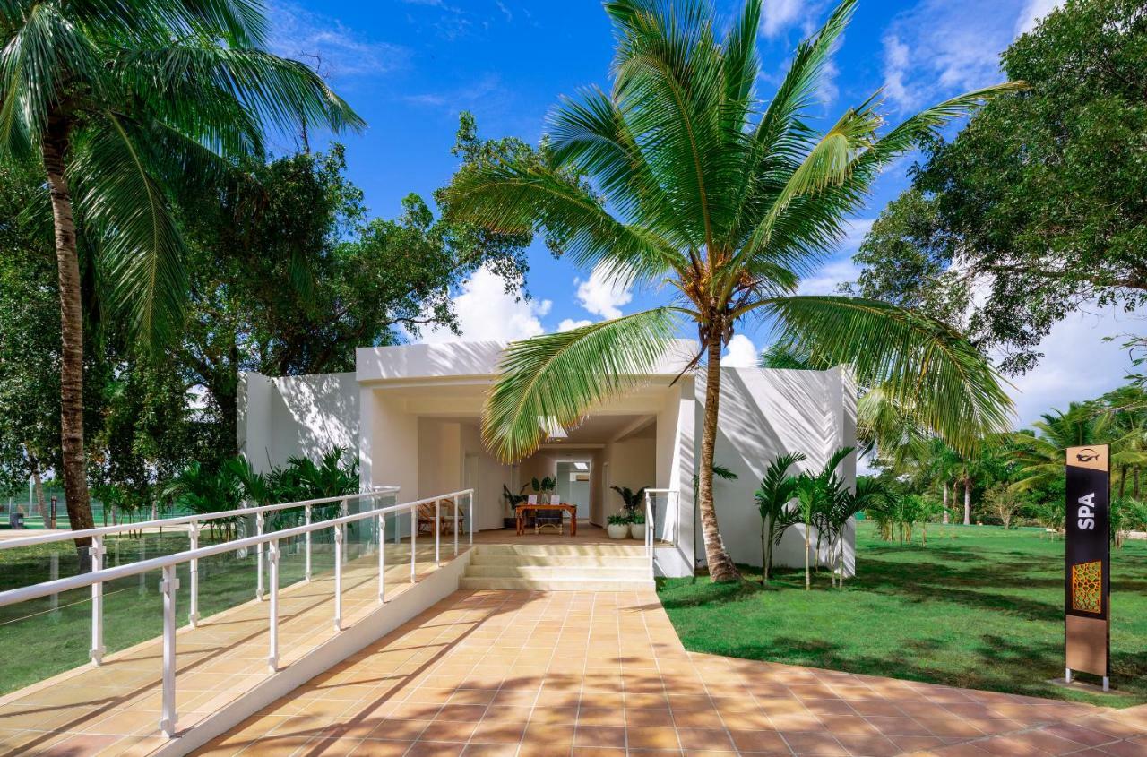 Grand Sirenis Punta Cana Resort & Aquagames Uvero Alto Exterior photo The entrance of the museum